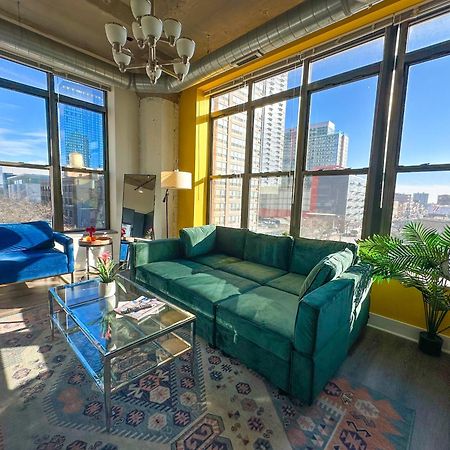 Bright 2Br Luxury Corner Suite With Optional Parking Sleeps 6 Guests Near Mccormick Place And Soldier Field Chicago Buitenkant foto
