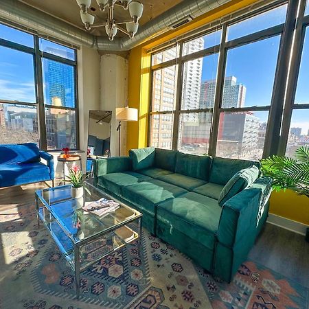 Bright 2Br Luxury Corner Suite With Optional Parking Sleeps 6 Guests Near Mccormick Place And Soldier Field Chicago Buitenkant foto