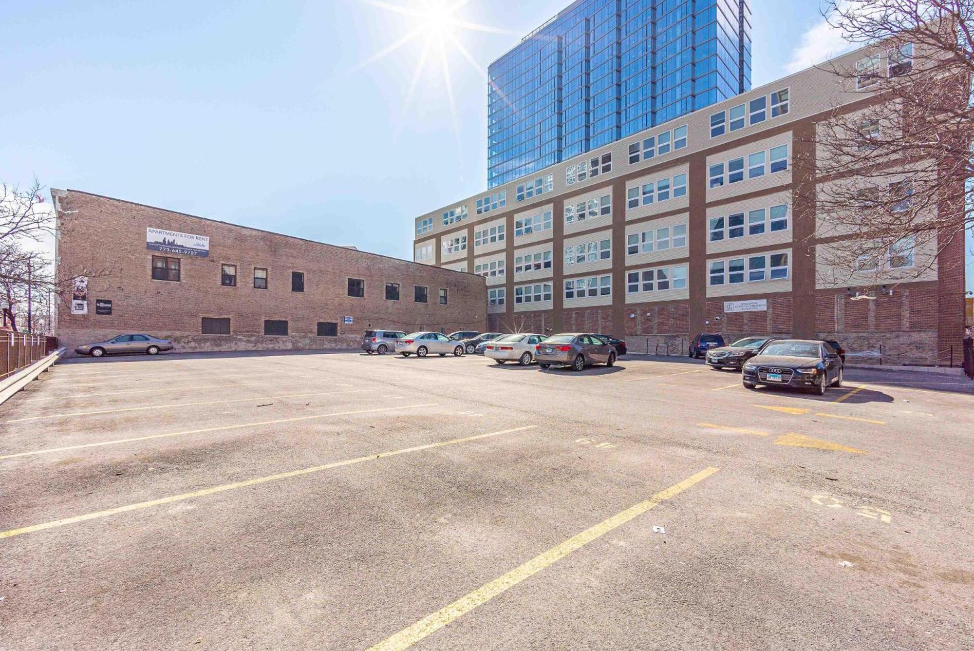Bright 2Br Luxury Corner Suite With Optional Parking Sleeps 6 Guests Near Mccormick Place And Soldier Field Chicago Buitenkant foto